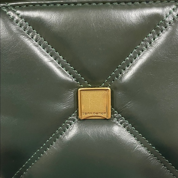 Tory Burch Kira Diamond Quilt Small Convertible Shoulder Bag - Picture 4 of 16